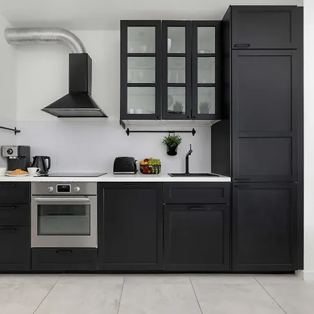 Nowoczesny Z Balkonem Blisko Plazy By Renters Apartmán