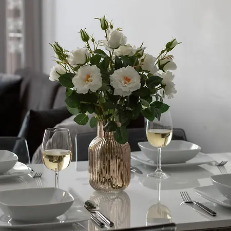 Nowoczesny Z Balkonem Blisko Plazy By Renters * Miedzyzdroje