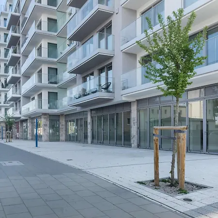 Nowoczesny Z Balkonem Blisko Plazy By Renters Miedzyzdroje